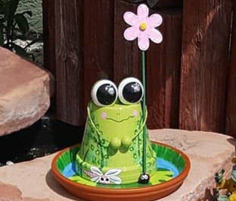 Frog Plant Pots – Garden Decor Workshop