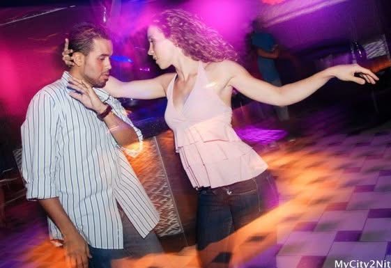 Salsa & Bachata Dance Class with Sydonee Harris