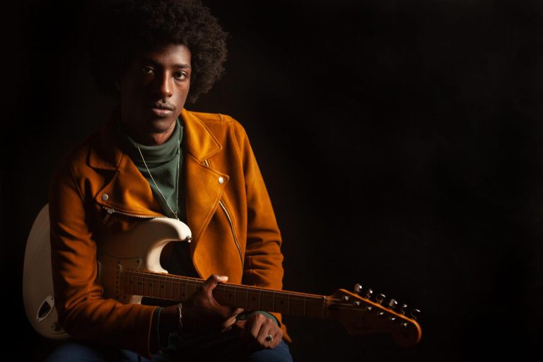 Amani Burnham live at the Narrows